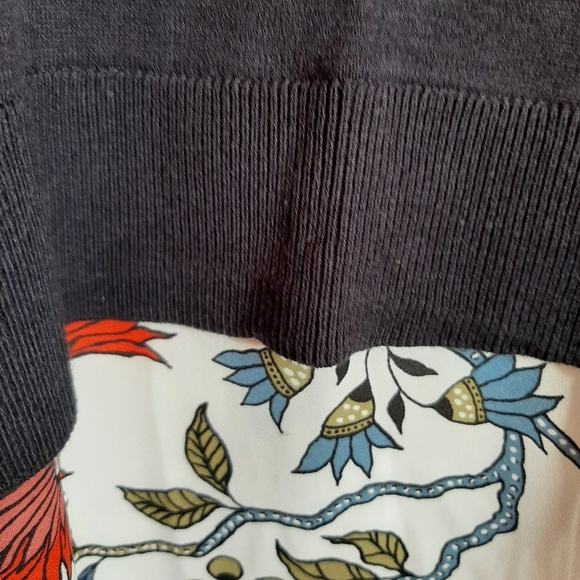 Ann Taylor Loft Knit Sweater Shirt Faux 2 Layer Folk Art Flowers - Picture 2 of 6